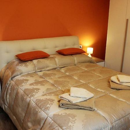 Light & Colours Apartment Bologna Kültér fotó