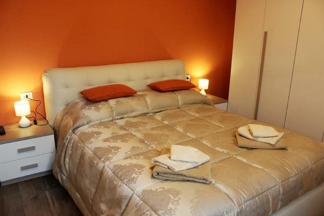 Light & Colours Apartment Bologna Kültér fotó